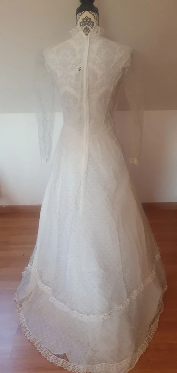 Robe de mariée manches longues vintage - photo numéro 4