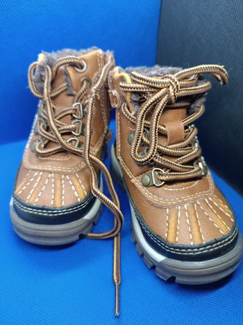 🐻 Bottines bébé Charlie & Friend – immitation cuir & moumoute – T21