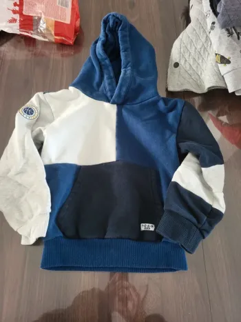 Sweat tape a l oeil 8 ans 128 cm