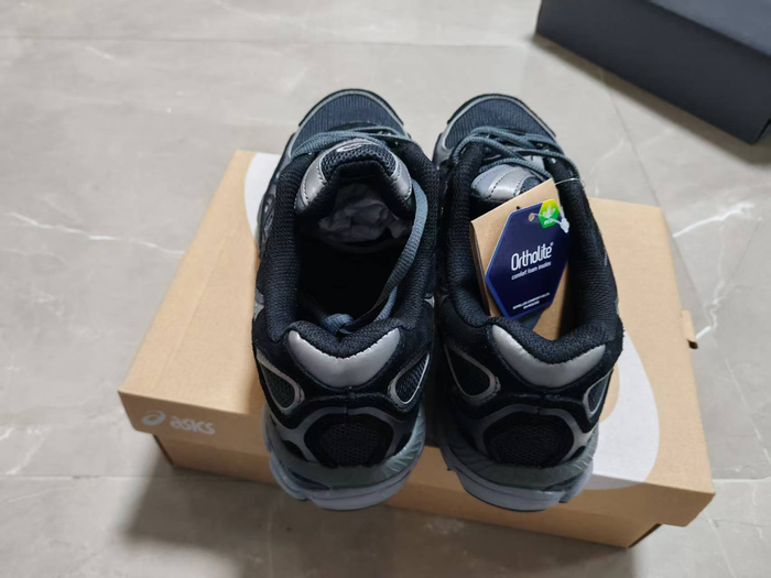 Asics GEL-NYC  noir taille 43.5 - photo numéro 4