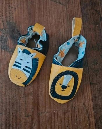 Chaussons en cuir fait main 6-12mois