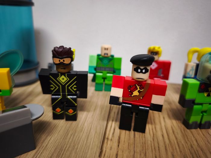 Lot figurines Roblox Heroes of Robloxia - photo numéro 3