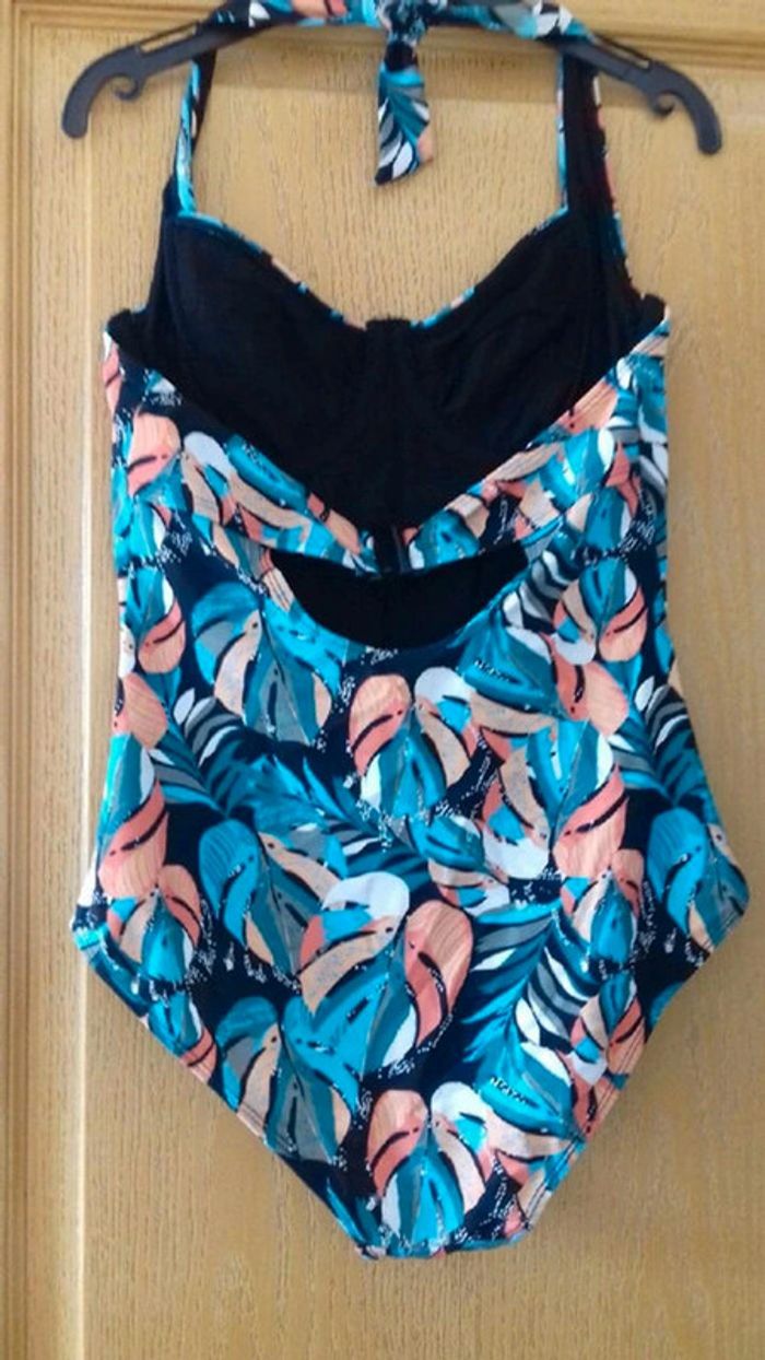 Maillot de bain 1 pièce feuilles tropicales taille 38 - photo numéro 4