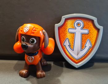 Figurine zuma badge pat patrouille