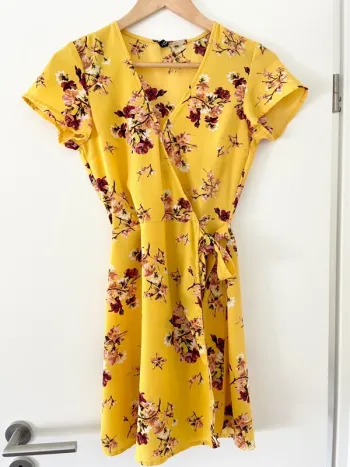 Robe jaune fleurie H&M 34