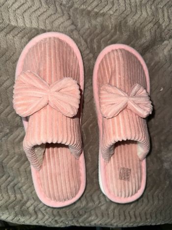 Chaussons Noeud Ultra Confortables neuf taille 38/39