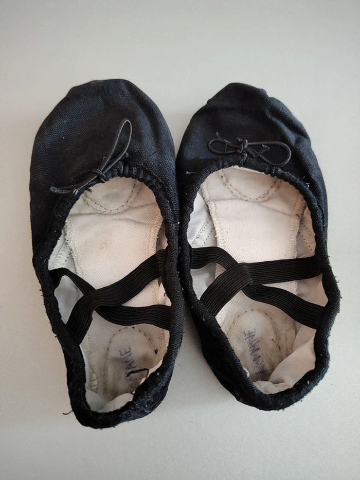 Ballerines de danse noires P.30