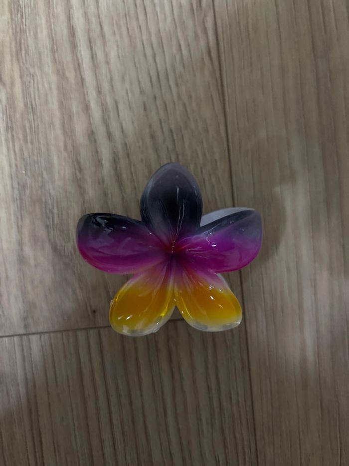 Moyenne pince fleur