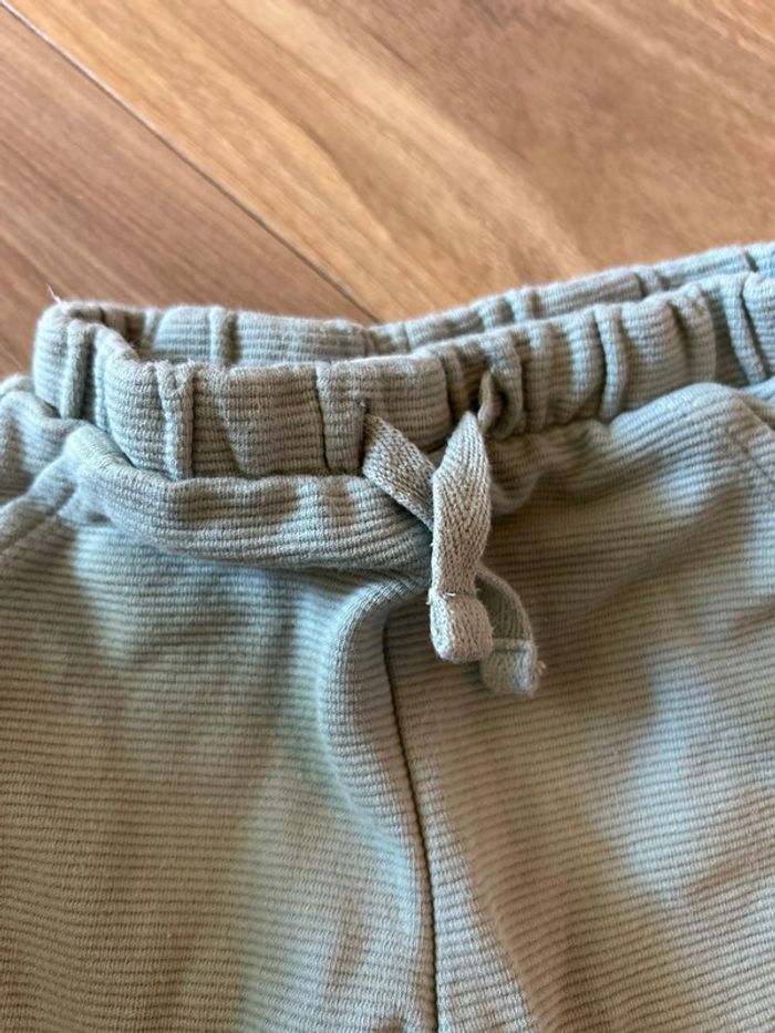 Pantalon vert - photo numéro 2