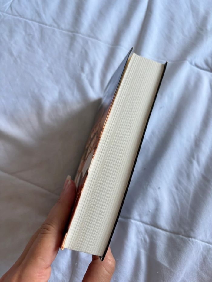 Livre Agatha Christie Double roman La mort n’est pas une fin Meurtre au champagne 00s - photo numéro 5