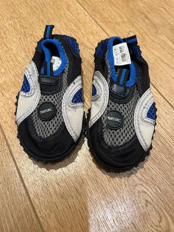 Chaussures aquatiques