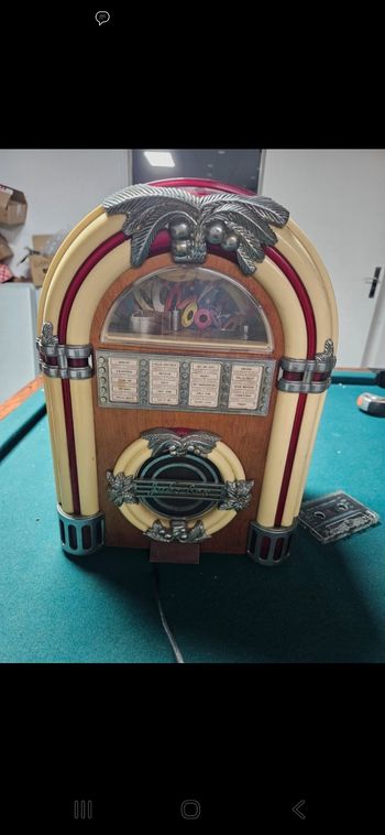 Mini juke box radio cassette vintage à fil