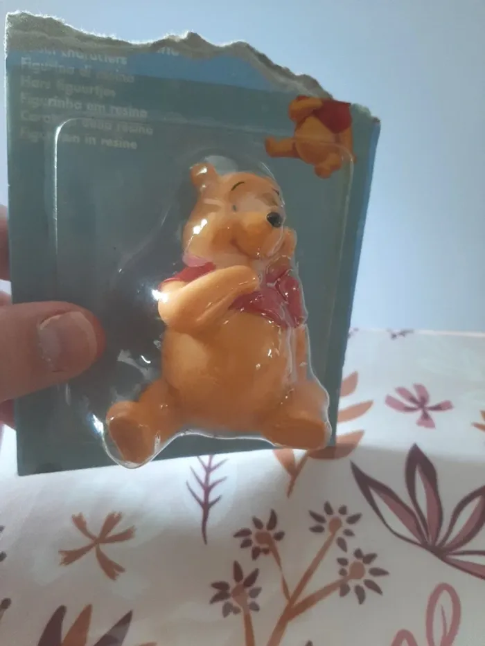 Figurine résine winnie l'ourson 7 cm - photo numéro 2