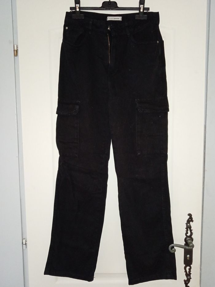 Pantalon cargo noir taille 36