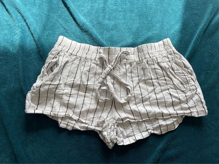 Short femme taille 42