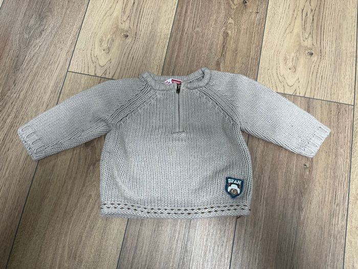 Pull beige chien 6 mois