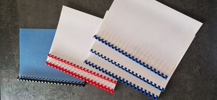 Matériel de reliure X 2 - Excellent état à NEUF