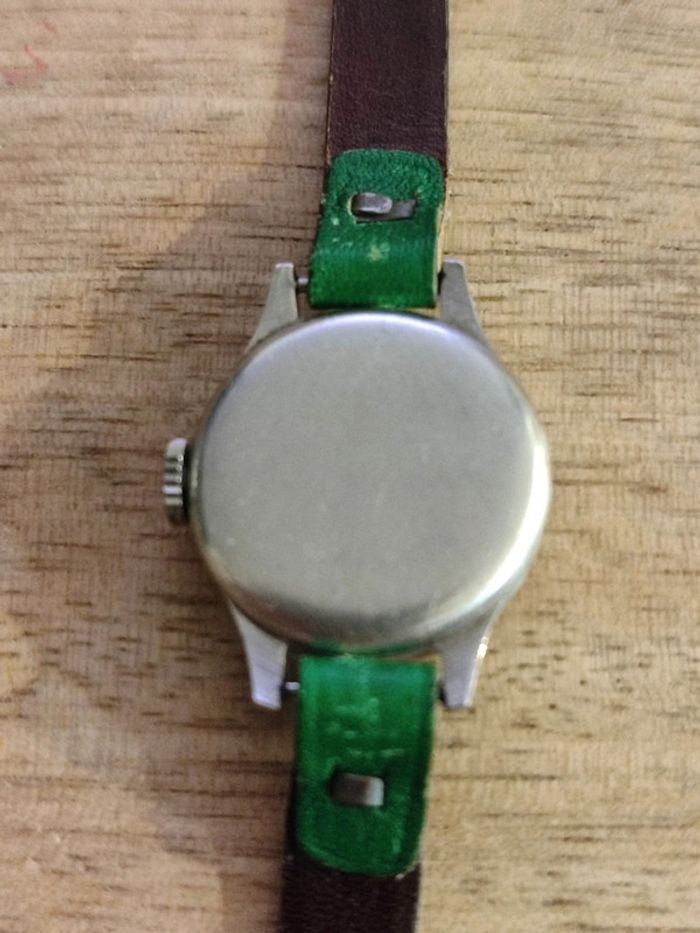 Ancienne montre Longines "Calatrava" datant probablement des années 40. - photo numéro 3