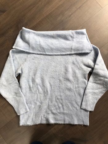 Pull H&M divided bleu ciel épaules dénudées taille XS