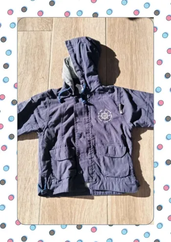 Manteau veste avec capuche 18 mois