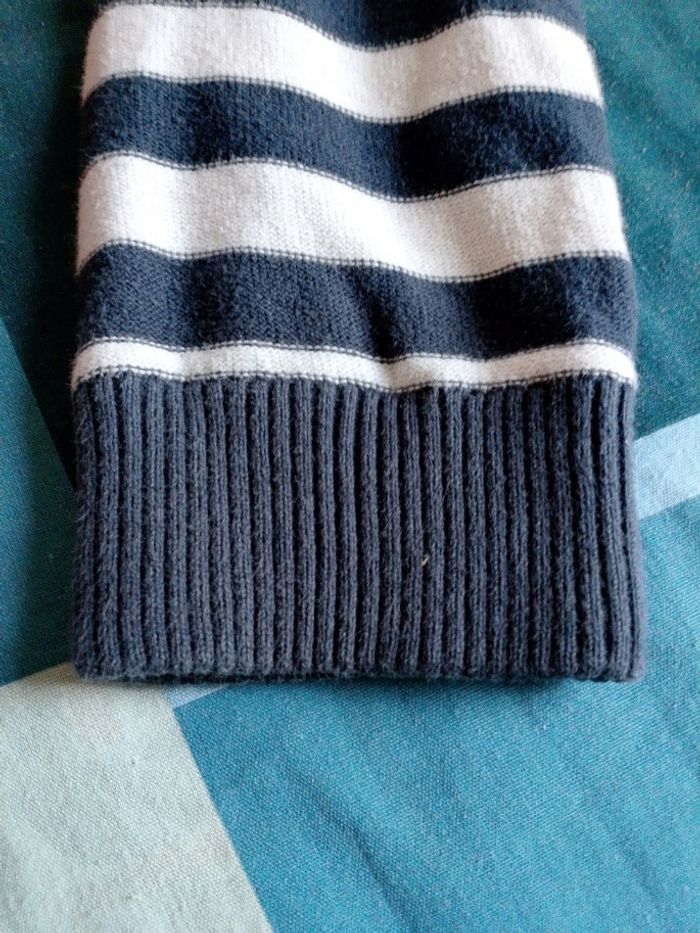 Pull Tape à l’œil 140 cm 10 ans garçon/fille). - photo numéro 5