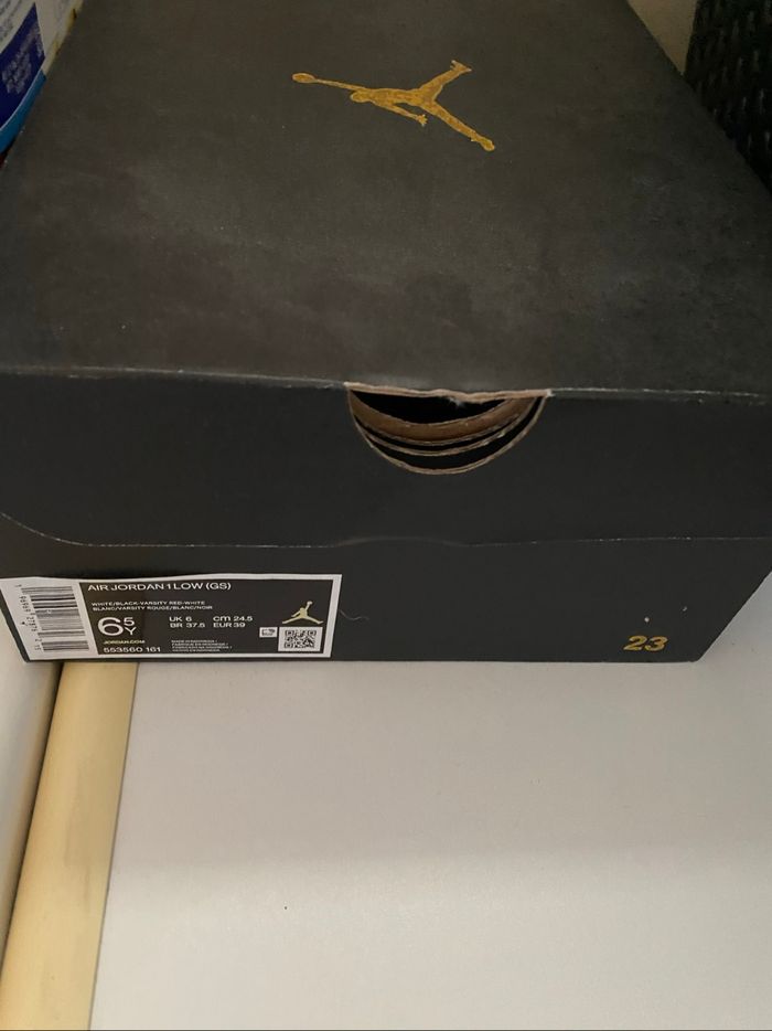 Nike Jordan taille 37,5 - photo numéro 9