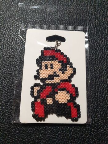 Porte-clés perles hama "Mario"