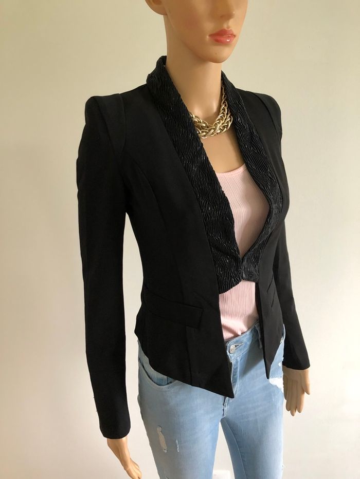 Blazer noir Molly Bracken taille XS jamais porté - photo numéro 2