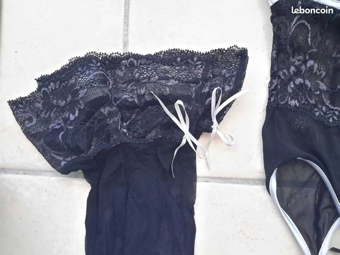 Guêpière + string + bas ROUGE GORGE - photo numéro 2
