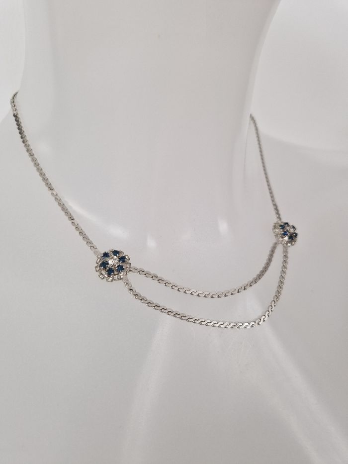 Collier argenté avec pierres couleur saphir - photo numéro 3