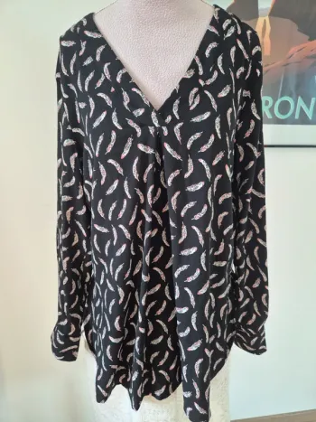 Blouse Only T38
