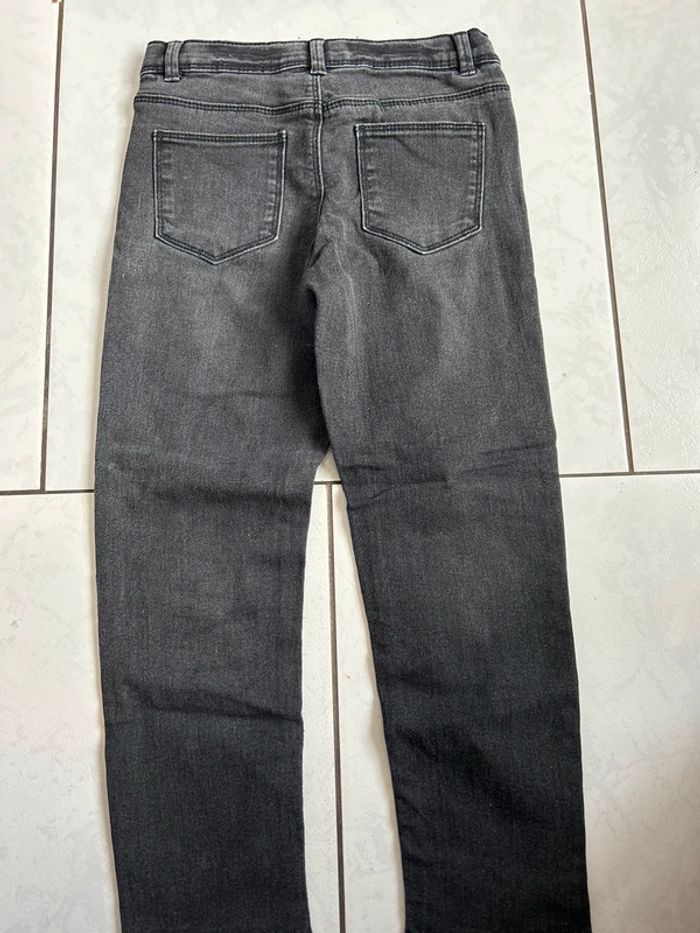 Jean noir - photo numéro 2