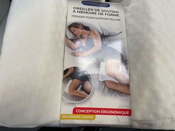 Oreillers de soutien à mémoire de forme neuf