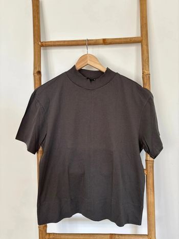 t-shirt large gris foncé zara taille M