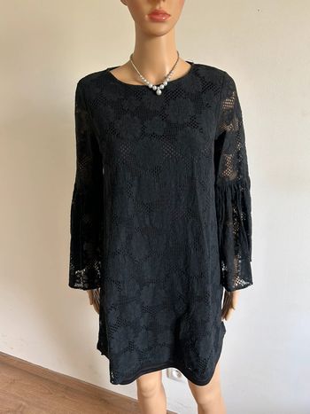 Robe noire en dentelle Molly Bracken taille XS jamais portée