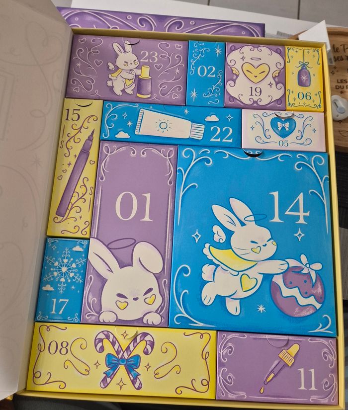 calendrier yesstyle neuf - photo numéro 8