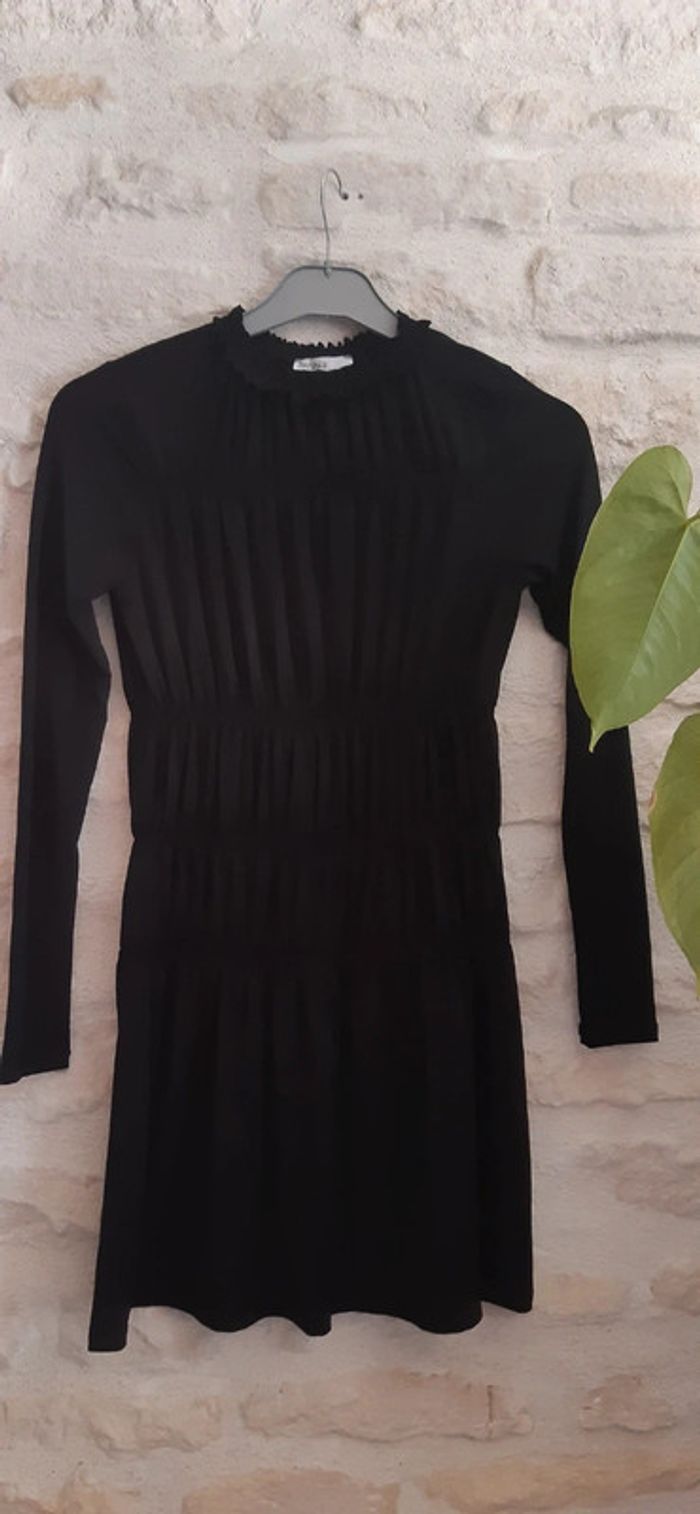 Robe Bershka XS noire - photo numéro 2