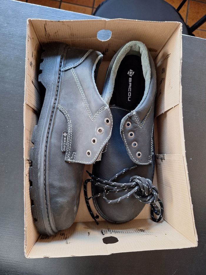Chaussures sécurité neuves - photo numéro 3