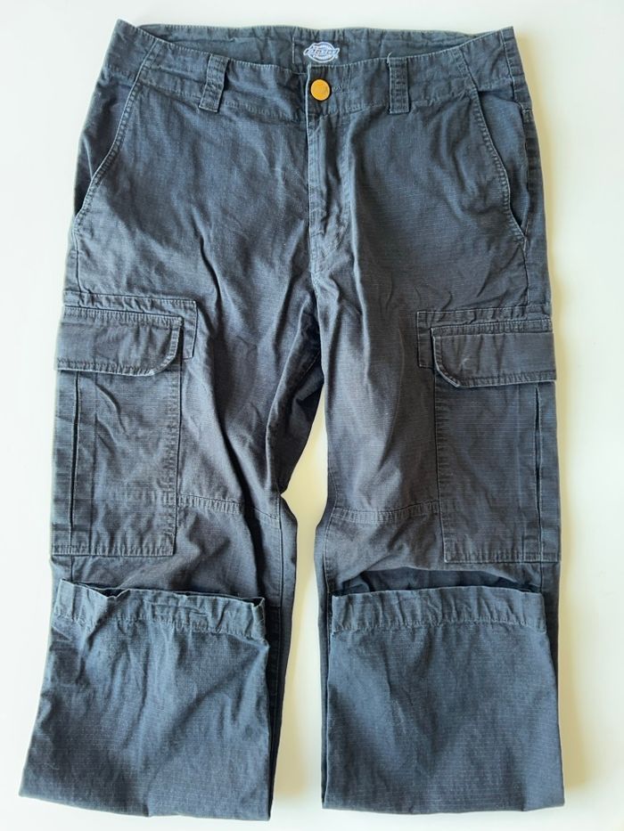 Cargo Dickies - noir - très bon état - Taille 42 - photo numéro 2