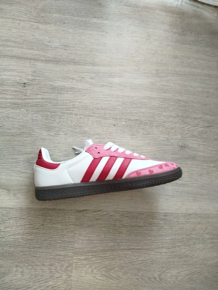Adidas Samba OG X CDG Pink Hearts 💕 Rouge 36 - photo numéro 2