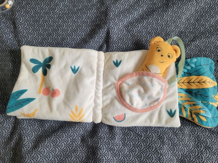 Lot jeux d'éveil bébé - photo numéro 4