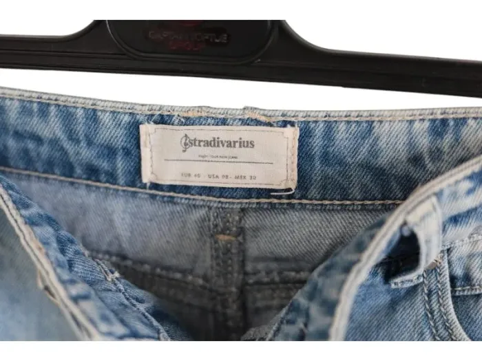 C60 short jeans bleu Stradivarius 40 - photo numéro 4