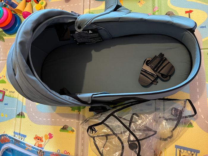 Nacelle yoyo babyzen Aqua + accessoires - photo numéro 2