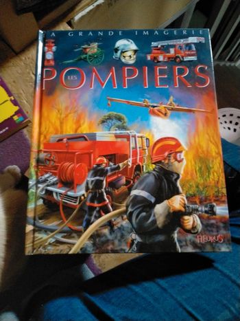 Livre "Les pompiers"