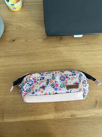 Trousse cabaia