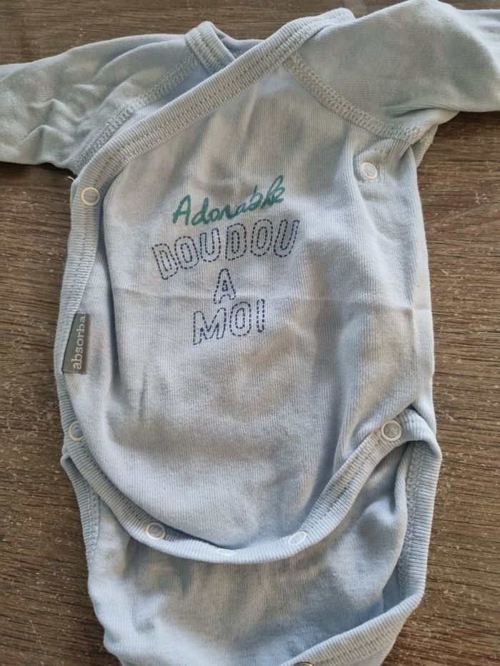 Vêtements naissance - photo numéro 2