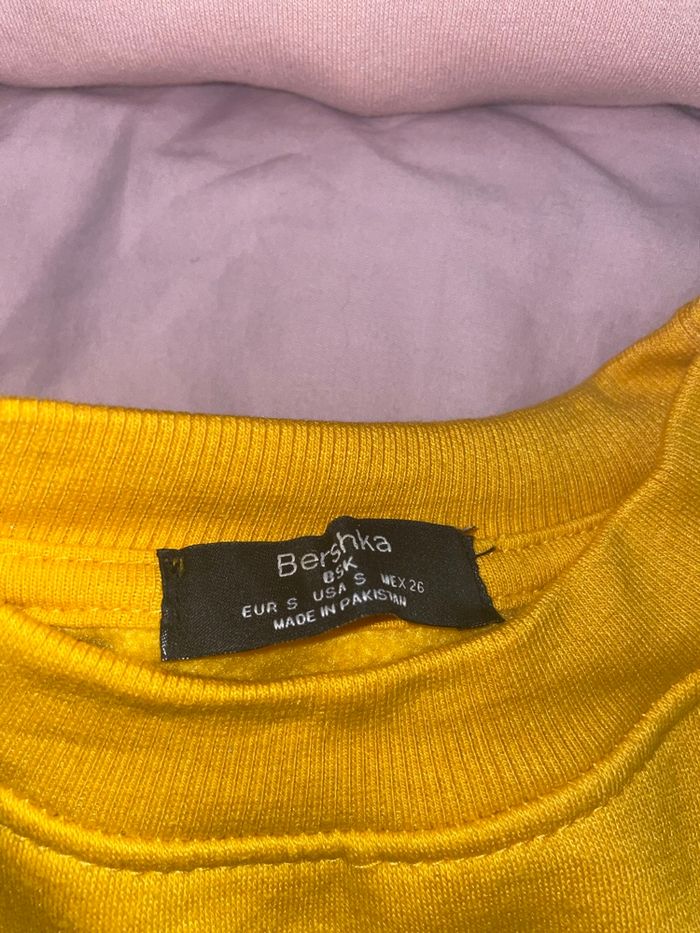 Pull jaune Bershka - photo numéro 3