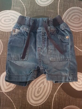 Short en jean's - 3 mois