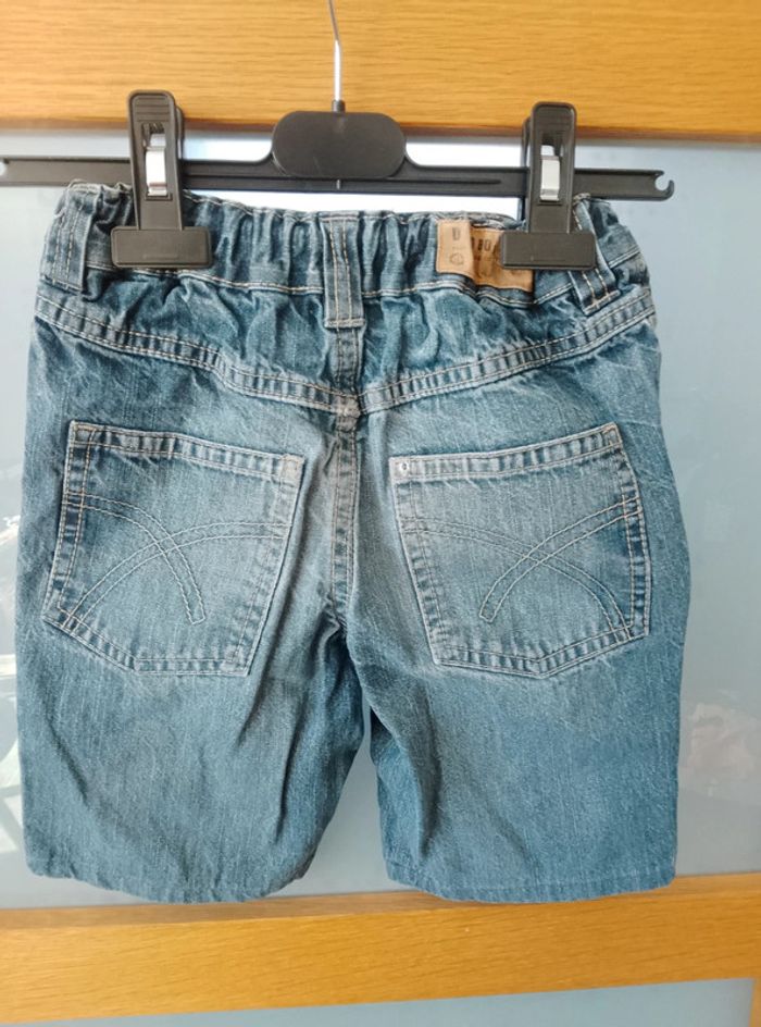 Short en jean Garçon 5 ans - photo numéro 3