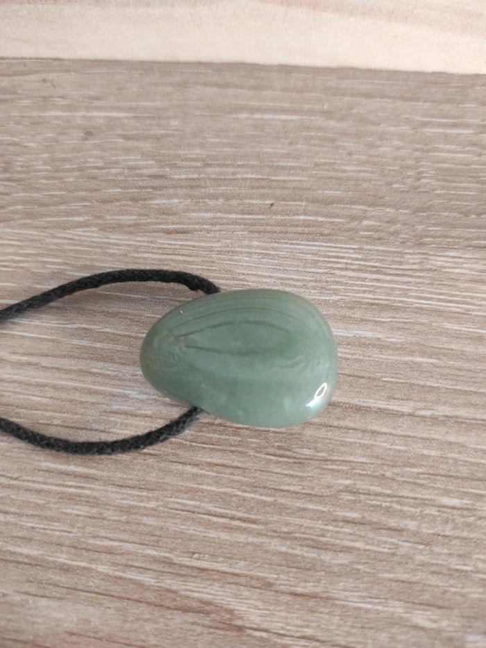 📿 Collier en pierre naturelle verte – Aventurine verte (cordon noir) - photo numéro 3